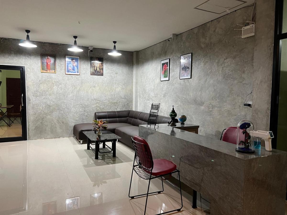 V Tharm Hotel Udon Thani Buitenkant foto