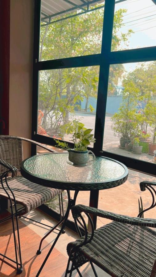 V Tharm Hotel Udon Thani Buitenkant foto