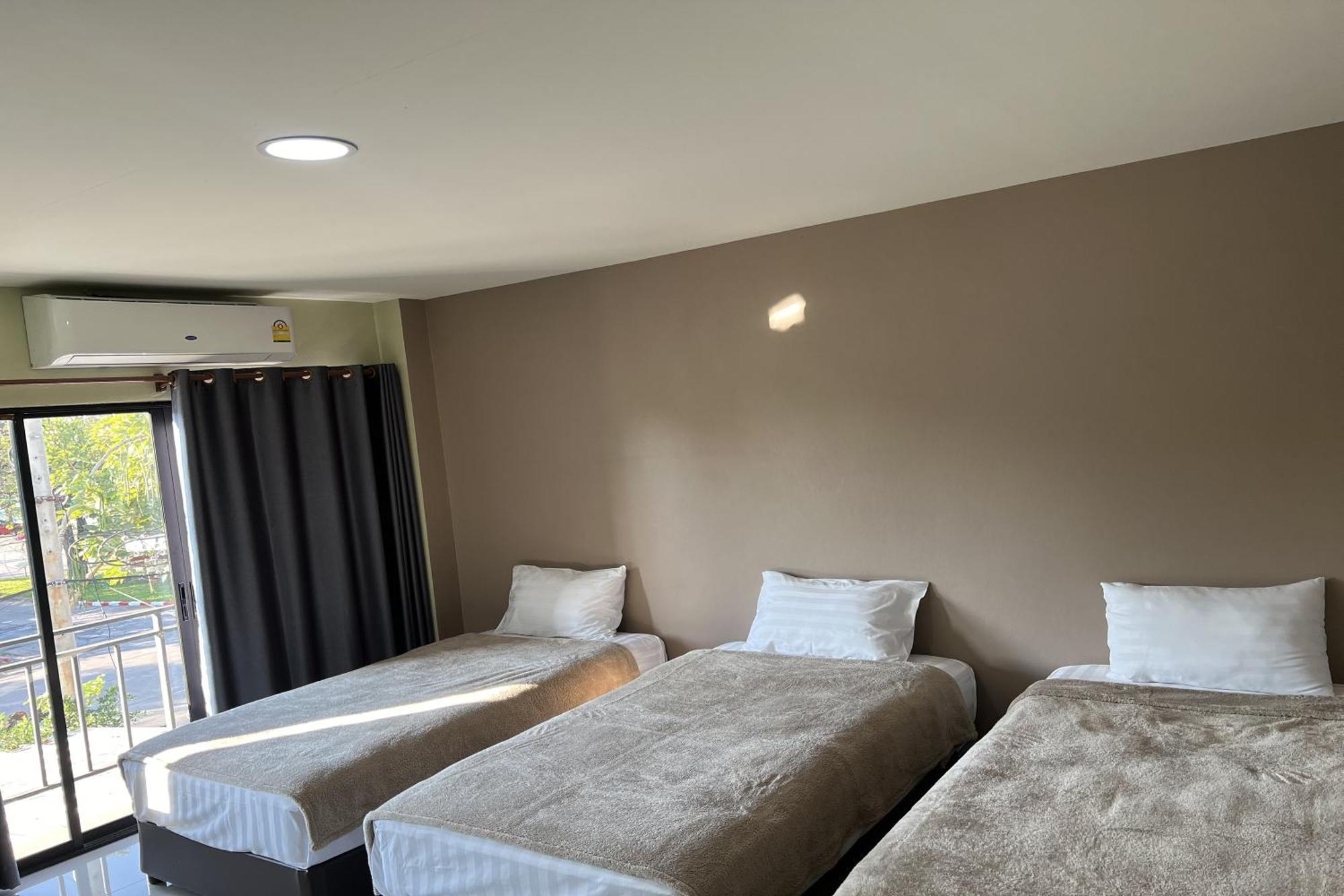 V Tharm Hotel Udon Thani Buitenkant foto